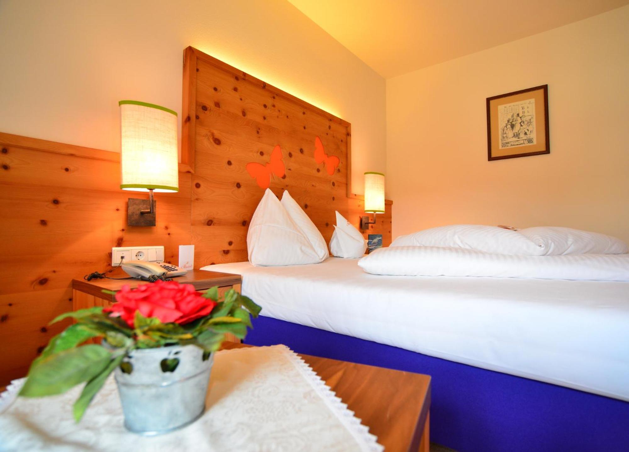 Mirabell Dolomites Hotel - Luxury Ayurveda & Spa Olang Eksteriør billede