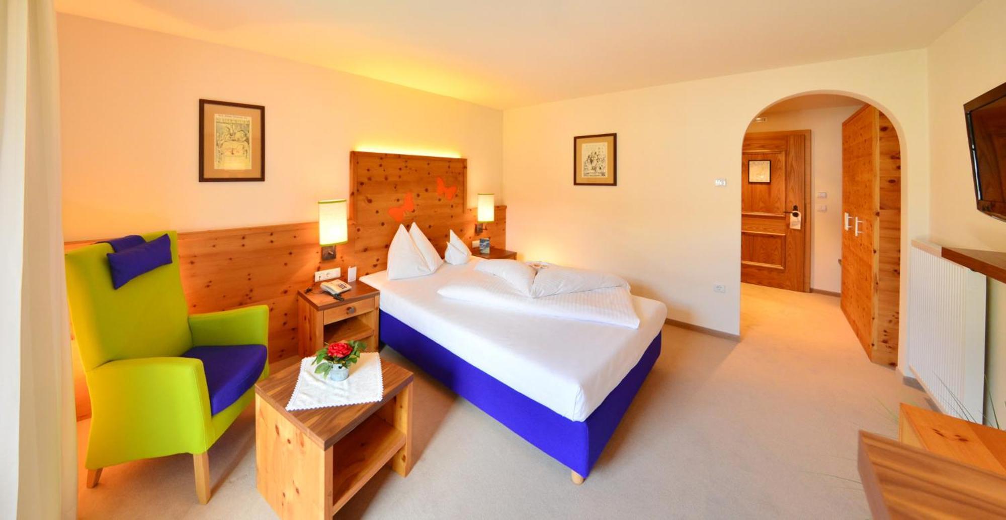 Mirabell Dolomites Hotel - Luxury Ayurveda & Spa Olang Eksteriør billede