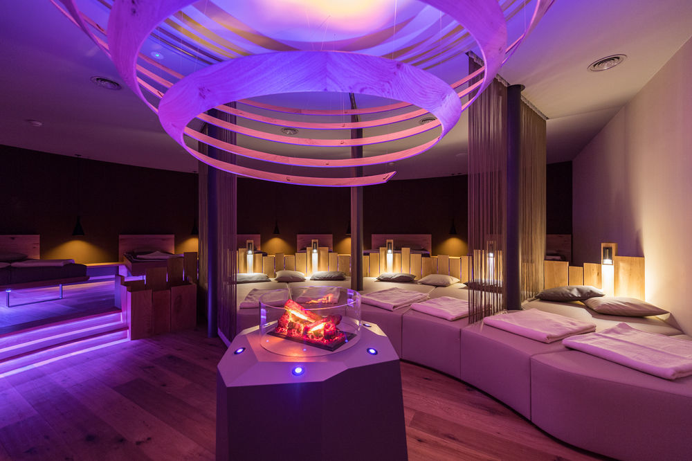 Mirabell Dolomites Hotel - Luxury Ayurveda & Spa Olang Eksteriør billede