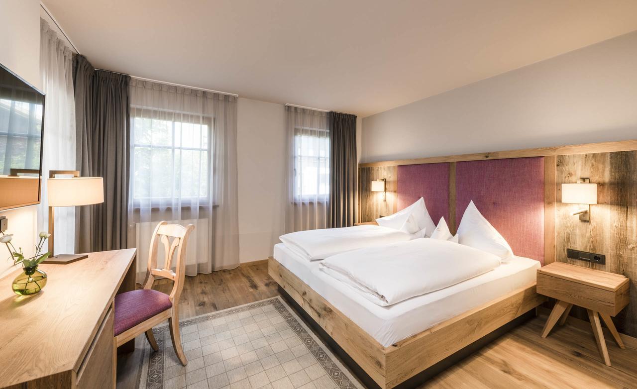 Mirabell Dolomites Hotel - Luxury Ayurveda & Spa Olang Eksteriør billede