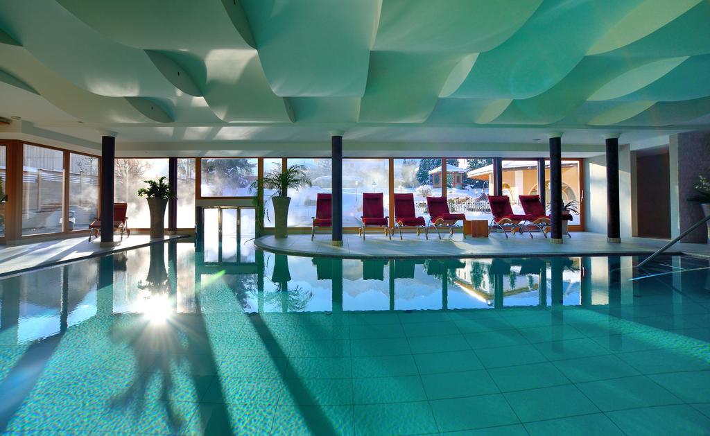 Mirabell Dolomites Hotel - Luxury Ayurveda & Spa Olang Eksteriør billede