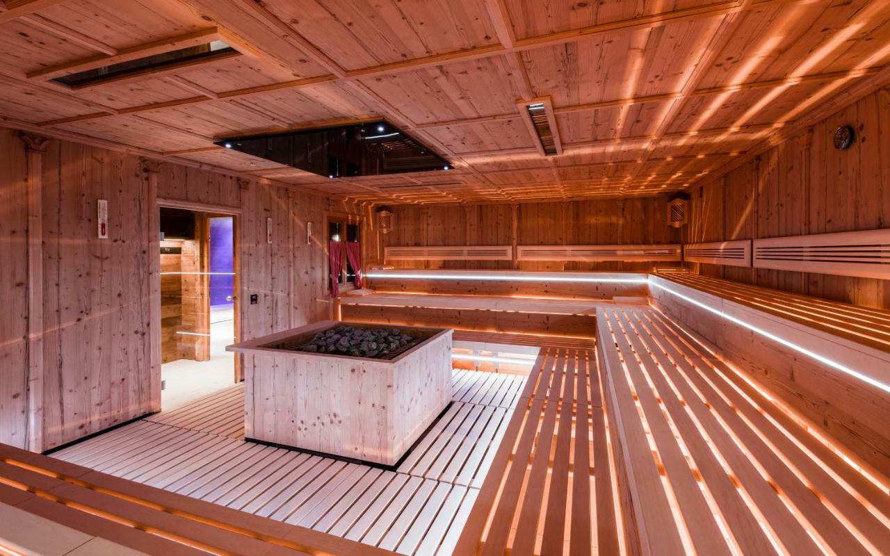 Mirabell Dolomites Hotel - Luxury Ayurveda & Spa Olang Eksteriør billede